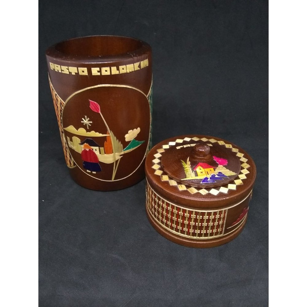 Pastor Colombia souvenir wooden trinket box and small vase set